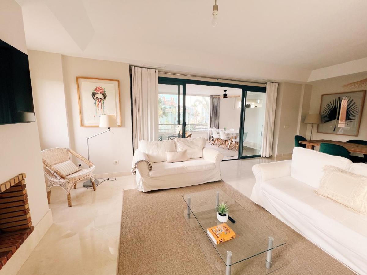 Sotogrande Alboaire- Waterfront Luxury 4 Bedroom Apt In The Marina Of โซโตกรันเด ภายนอก รูปภาพ