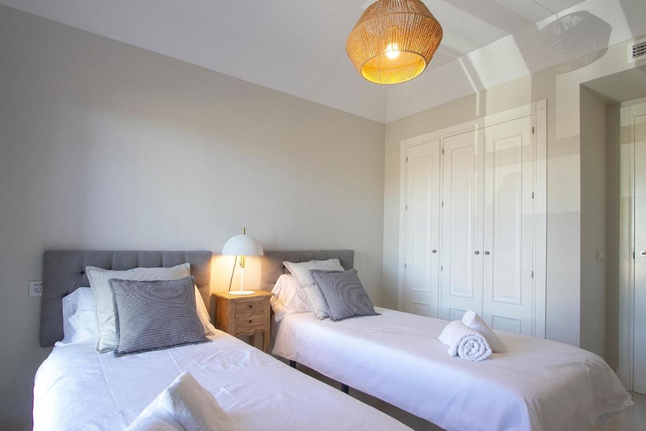 Sotogrande Alboaire- Waterfront Luxury 4 Bedroom Apt In The Marina Of โซโตกรันเด ภายนอก รูปภาพ