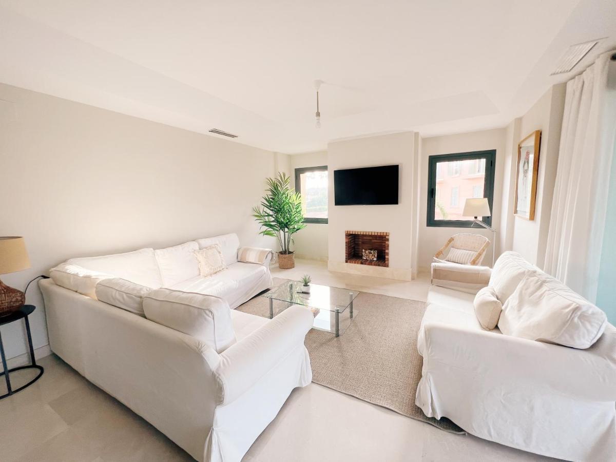 Sotogrande Alboaire- Waterfront Luxury 4 Bedroom Apt In The Marina Of โซโตกรันเด ภายนอก รูปภาพ